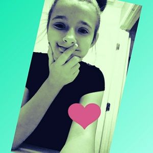 Meet your Posher, Leah